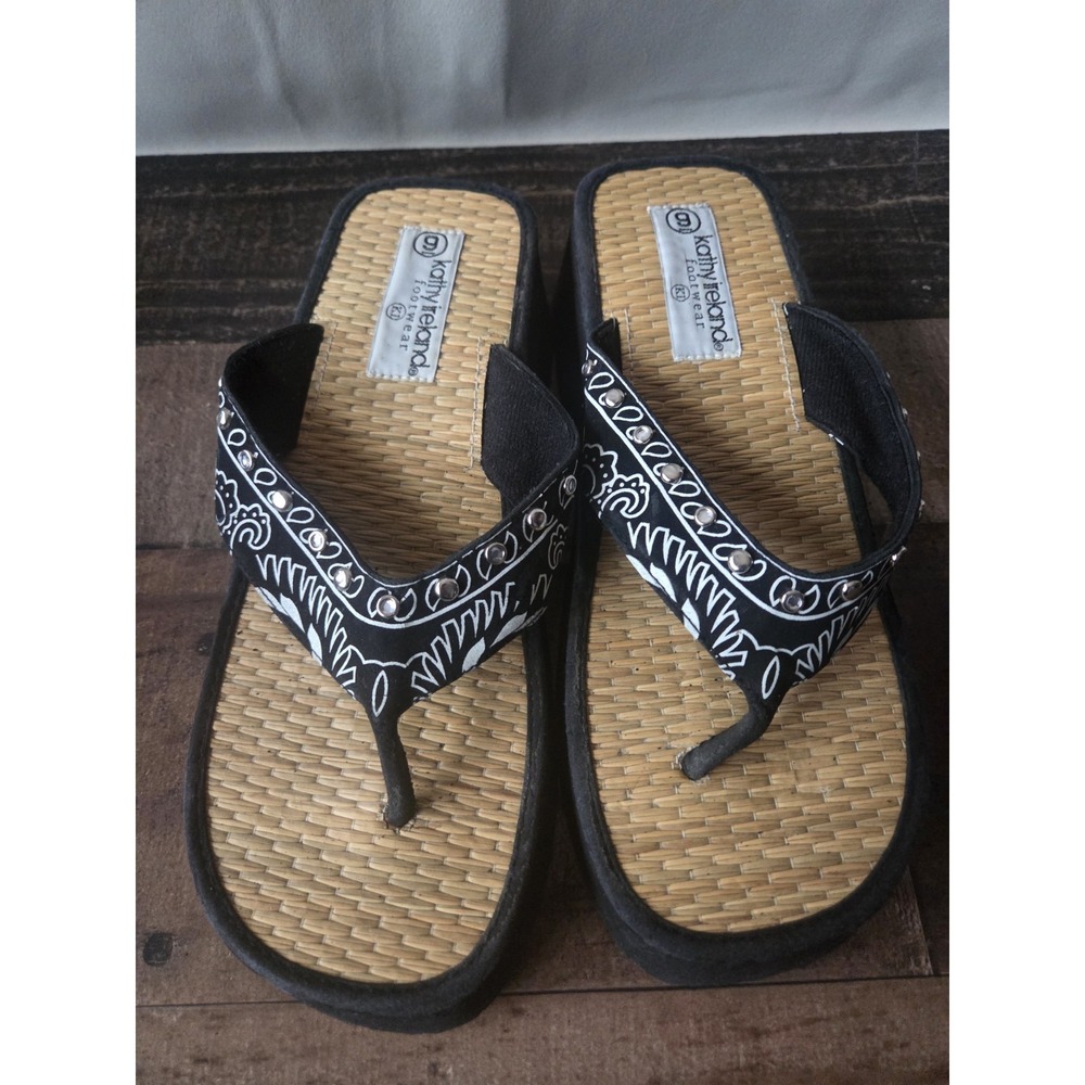 Kathy Ireland Wedge Flip Flop Sandals Straw Bottom Womens Sz 9